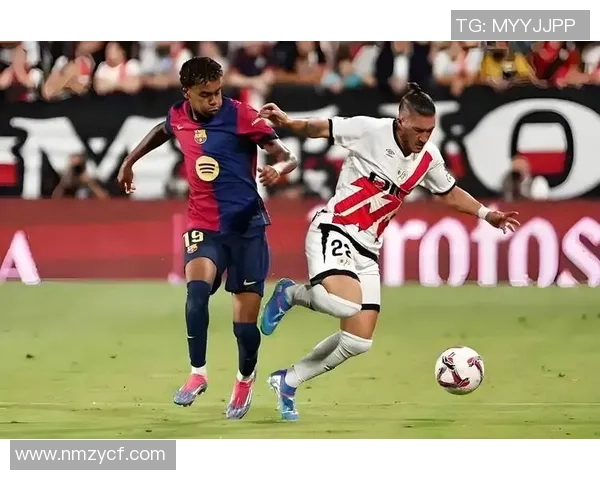 足球明星惯用脚揭秘：谁是左脚魔术师谁是右脚射手